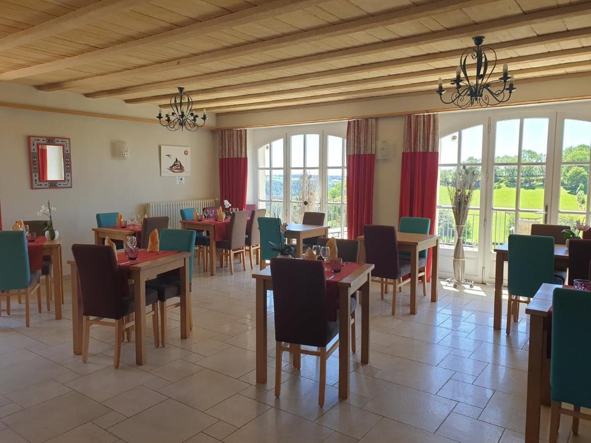 Logis Hotel Restaurant & Spa Les Remparts Salers Eksteriør bilde