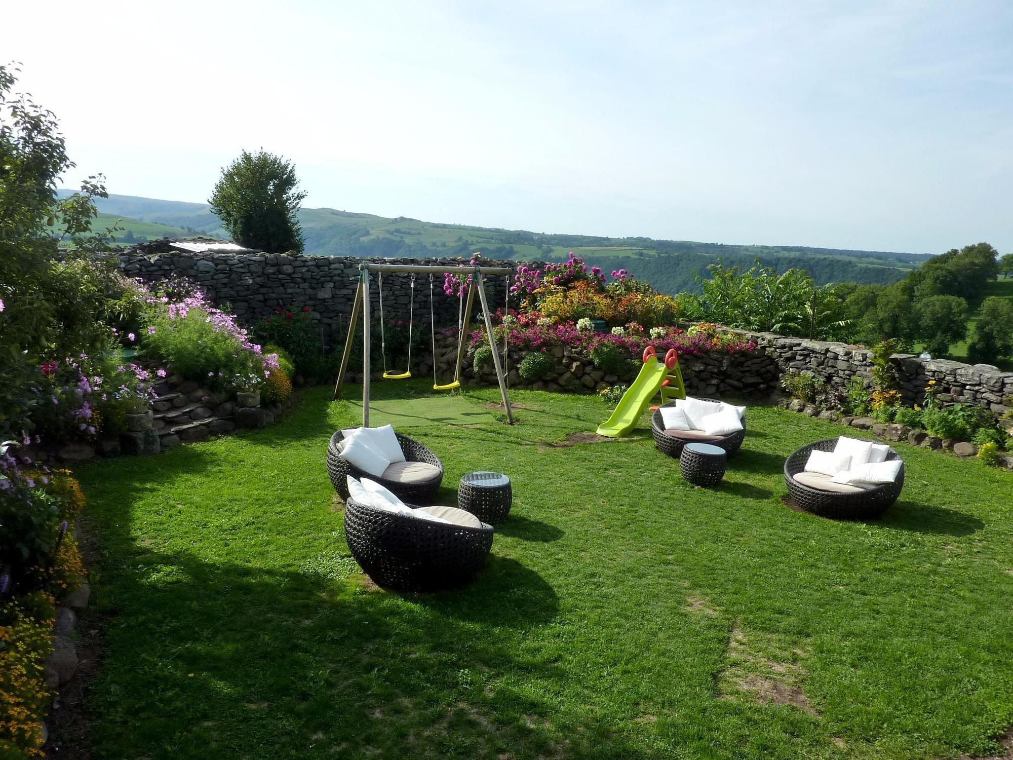 Logis Hotel Restaurant & Spa Les Remparts Salers Eksteriør bilde